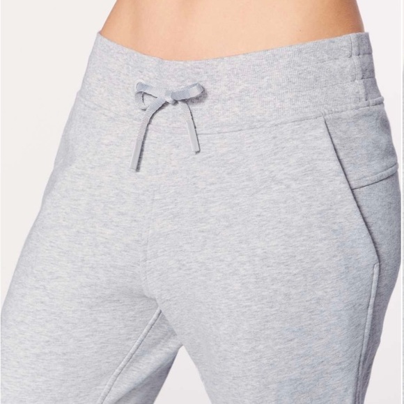 Lululemon Warm Down Jogger *28"
Heathered Vapor - Picture 5 of 11